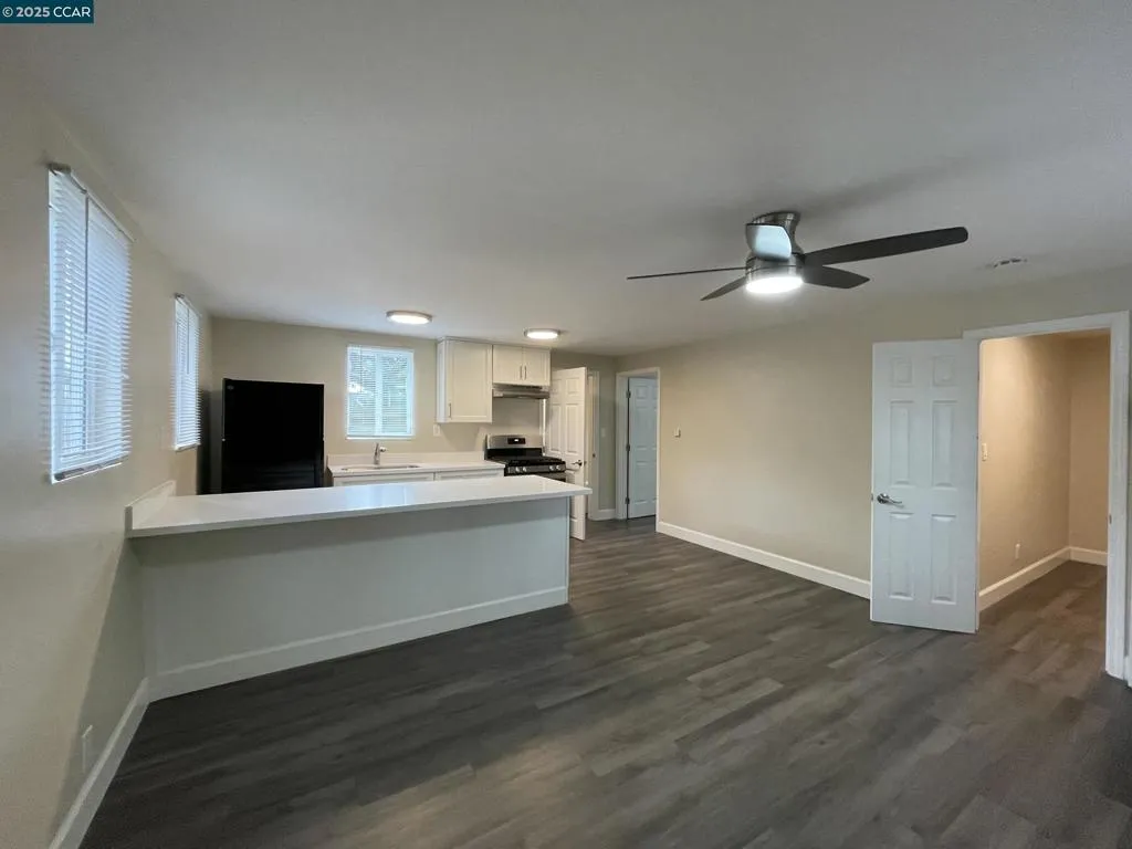 1848 Parkside Dr, Concord, California 94519 home-pic-9